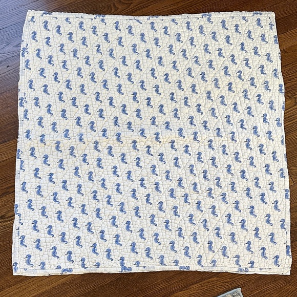 Blue Seahorse Baby Quilt - Picture 2 of 3